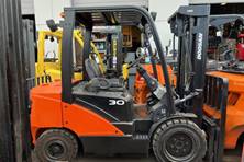 2017 Doosan D30S-7