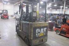 2006 Cat E6000