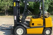 2001 Yale GLP050