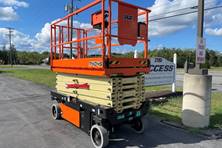 2023 JLG R4045