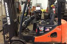 2009 Doosan D15S-5