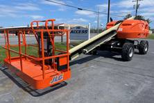 2014 JLG 400S