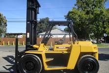 2006 Cat DP80