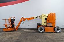 2013 JLG E300AJP