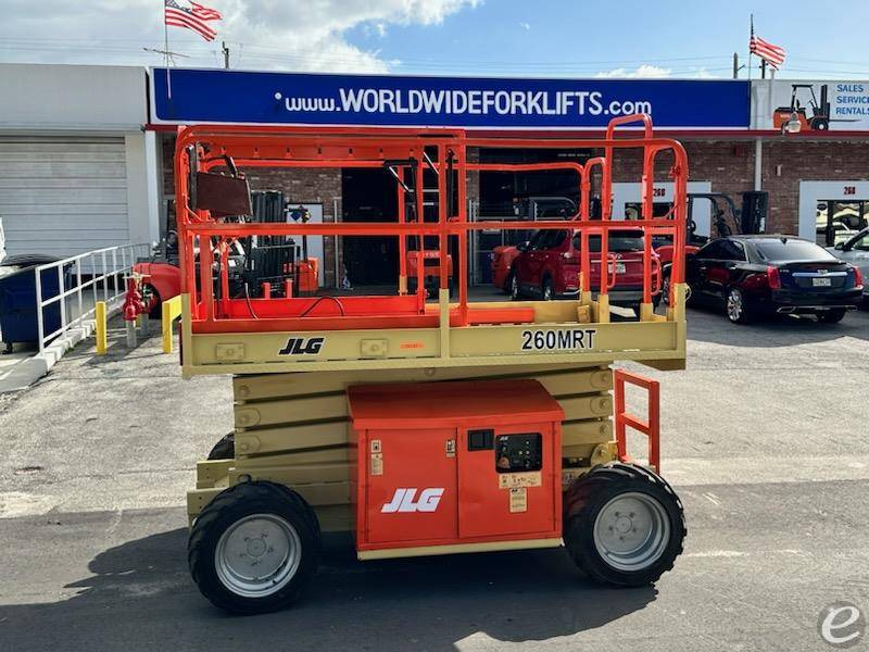 2015 JLG 260MRT