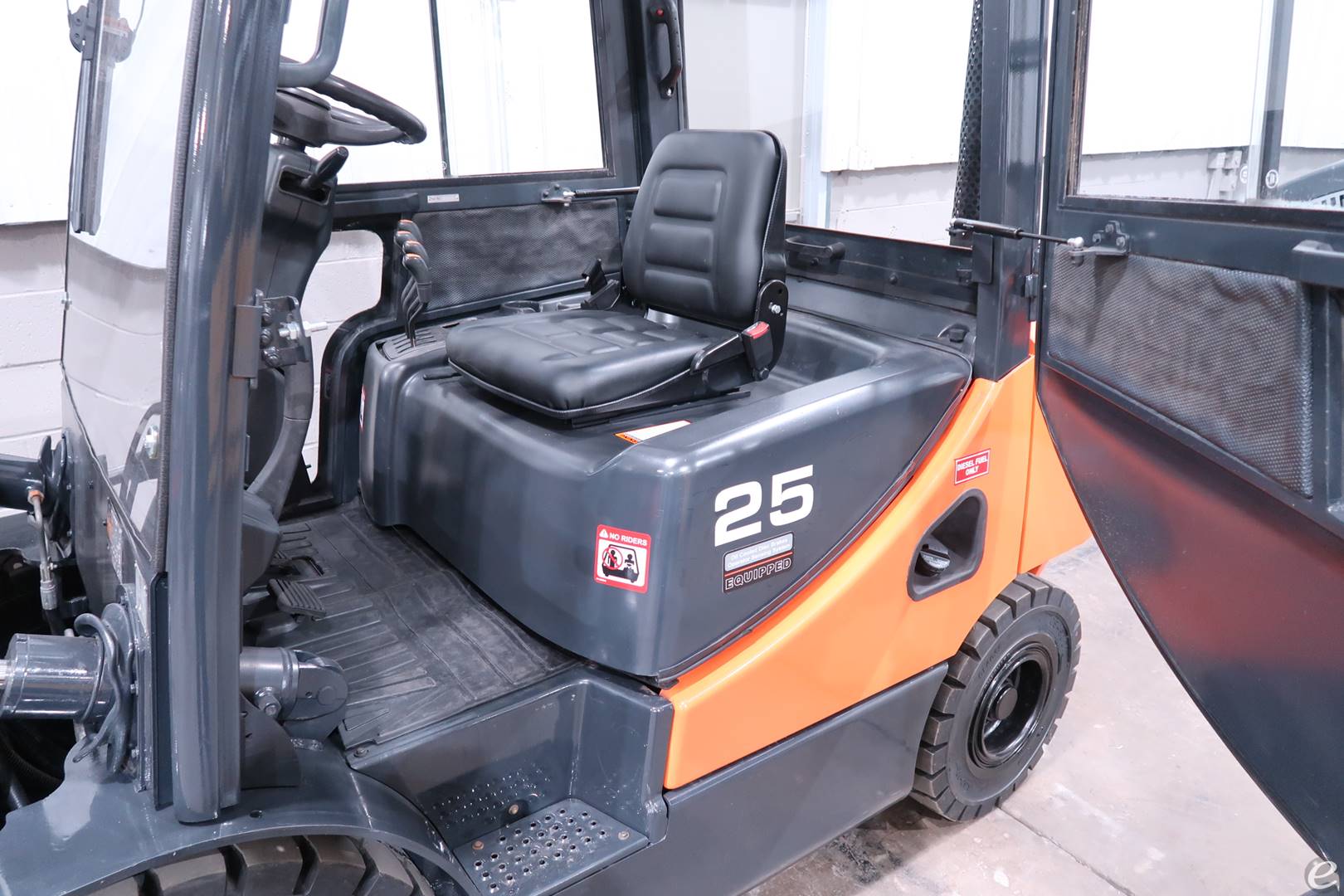 2015 Doosan D25S-7