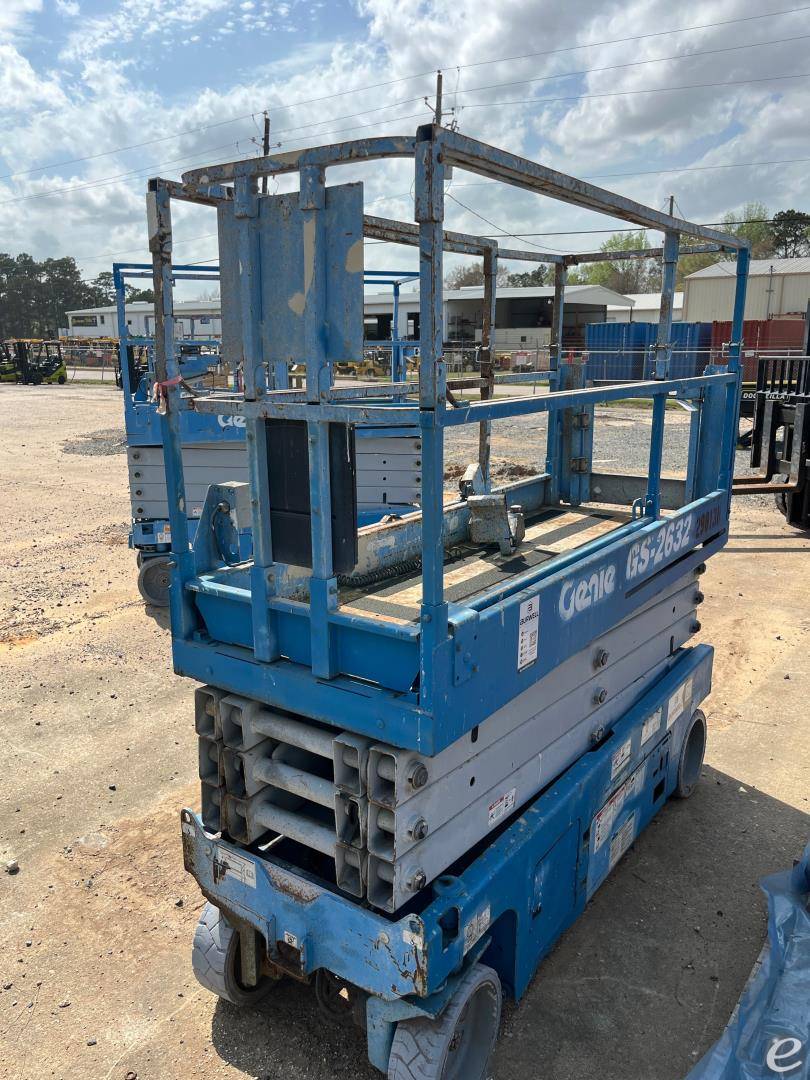 2013 Genie GS2632