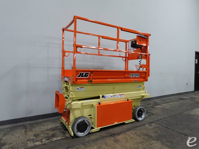 2014 JLG 1932RS