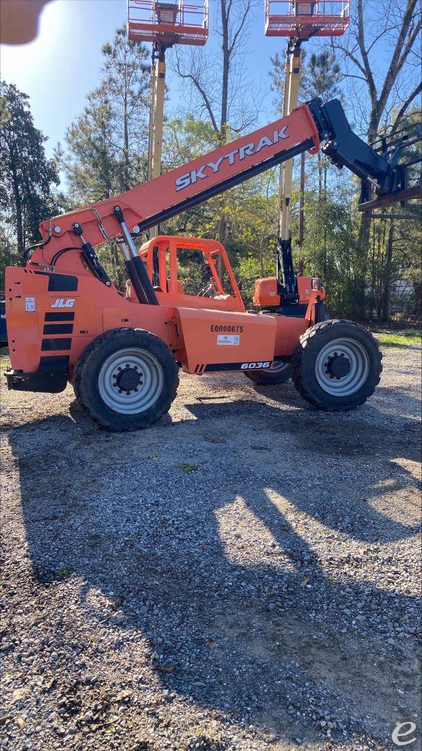 2019 JLG 6036