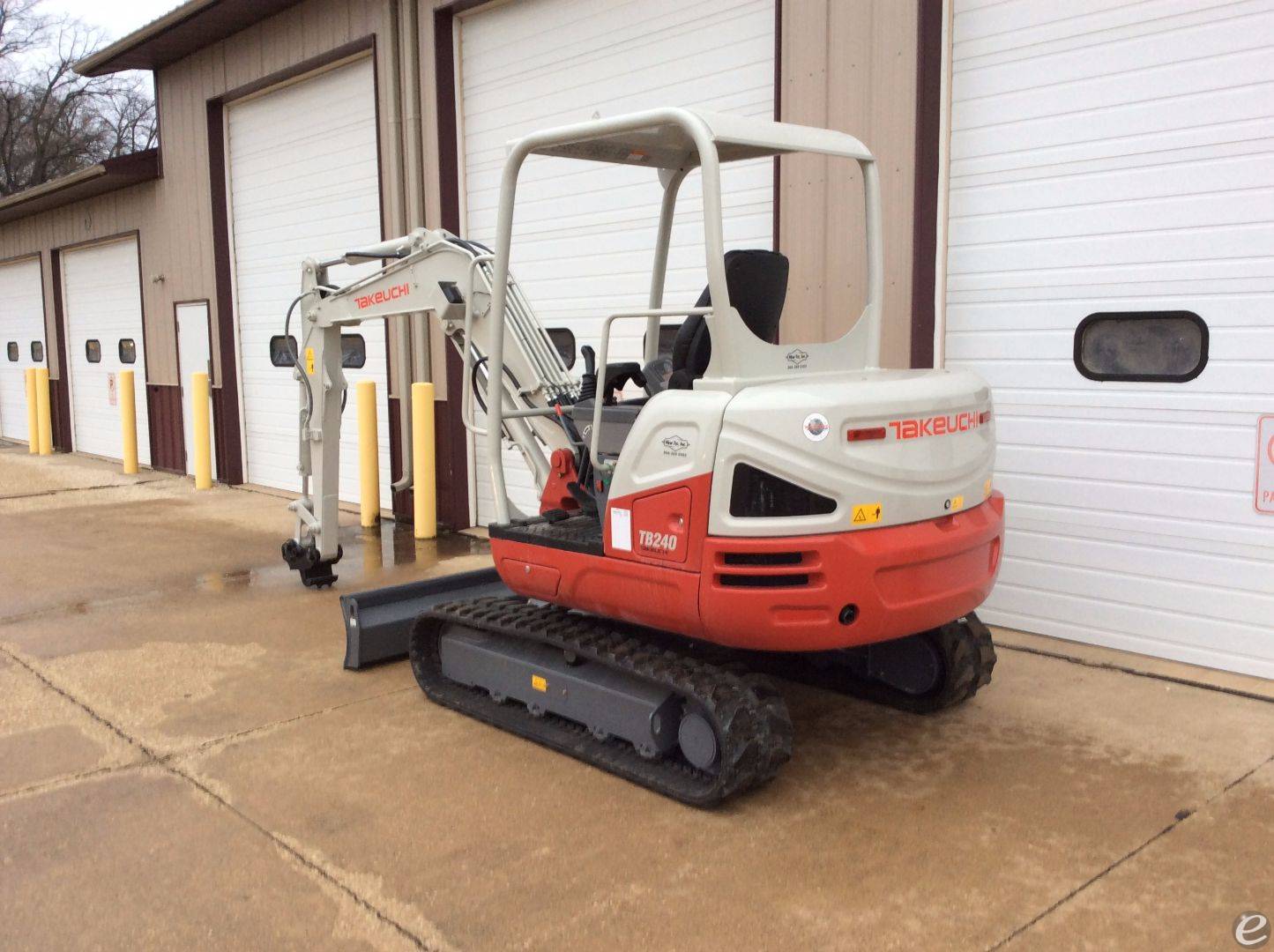 2017 Takeuchi TB240