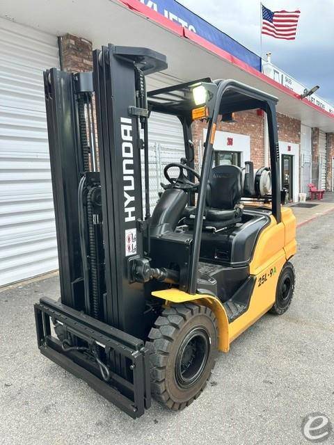 Hyundai 25L-9A