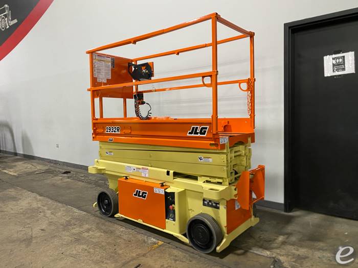 2014 JLG 1932RS