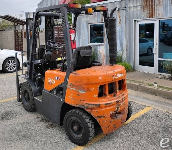 2010 Doosan D20G