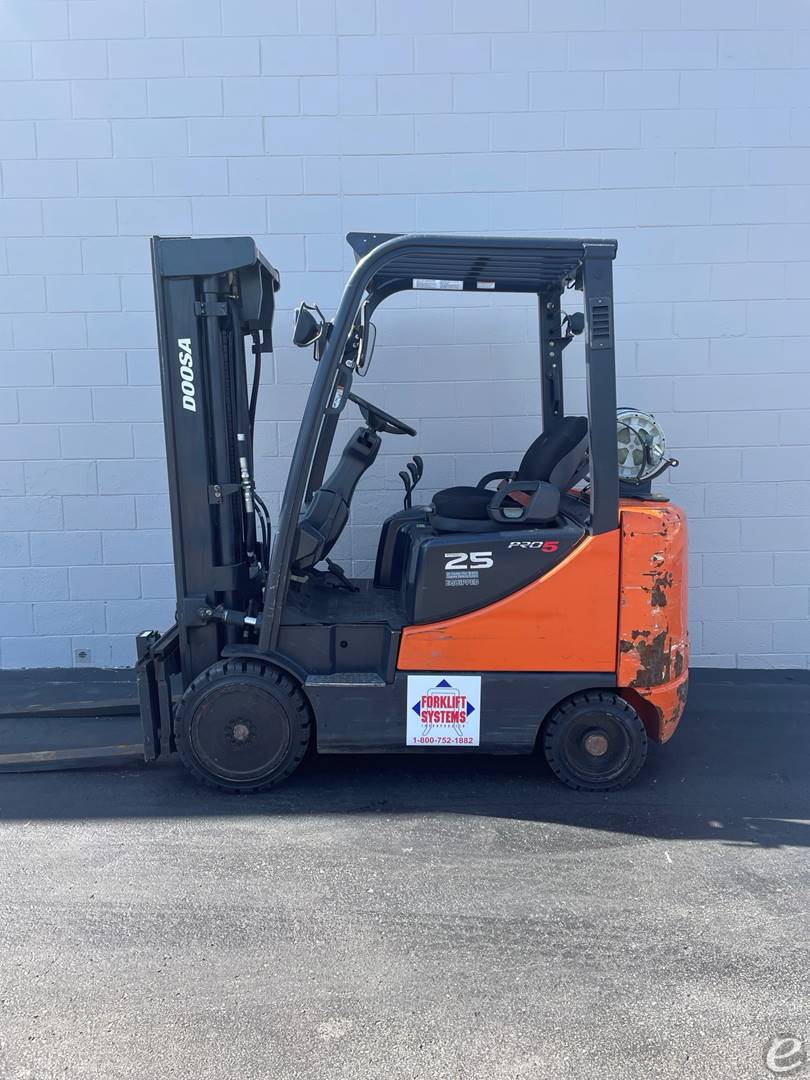 2014 Doosan GC25E-5