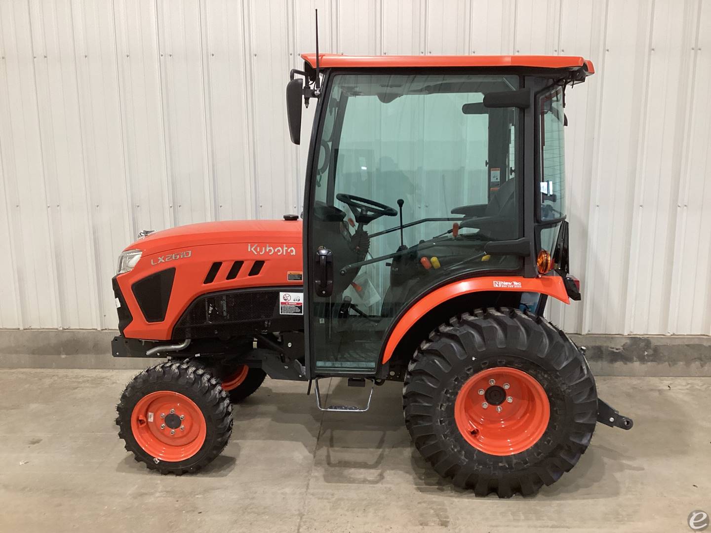 2023 Kubota LX2610HSDC