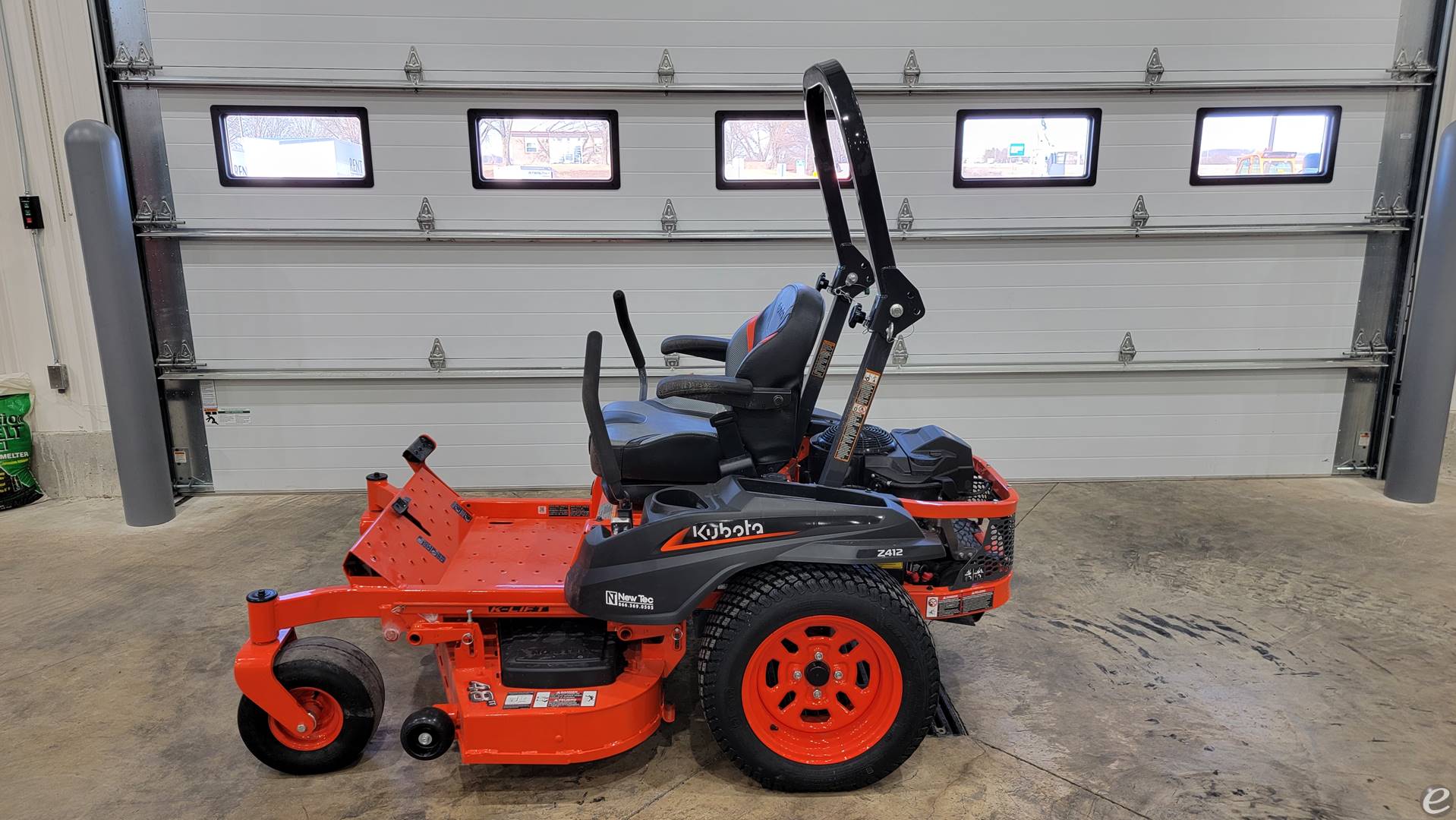 2021 Kubota Z412KW-48