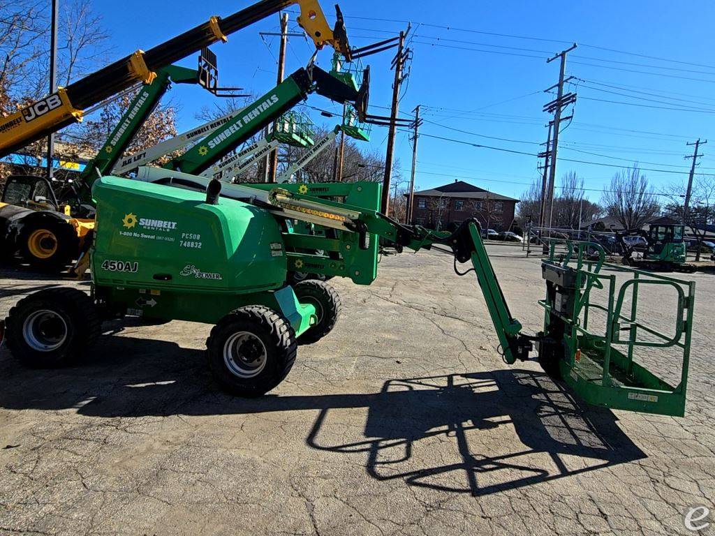 2015 JLG 450AJ