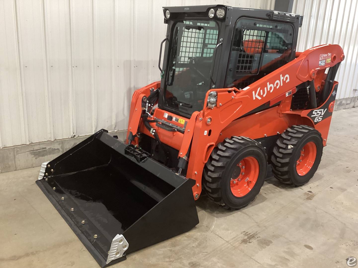 2023 Kubota SSV65HFRC