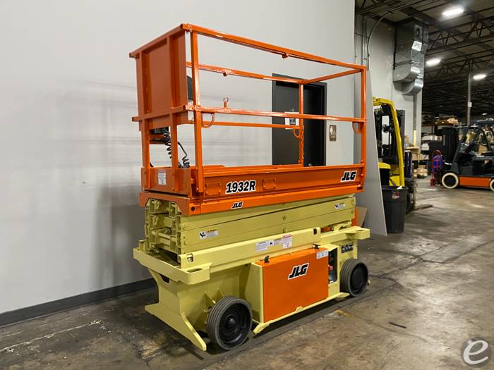 2014 JLG 1932RS