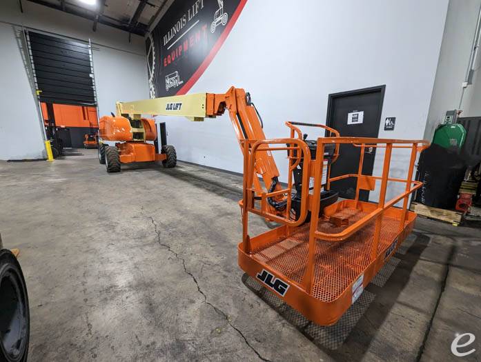 2004 JLG 860SJ