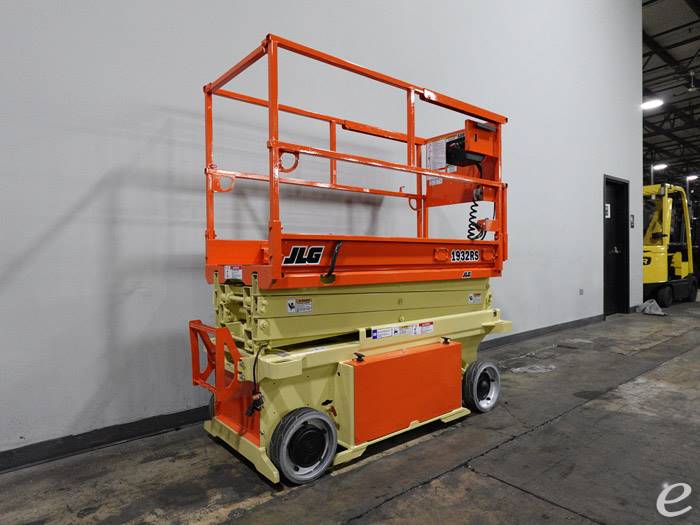 2014 JLG 1932RS