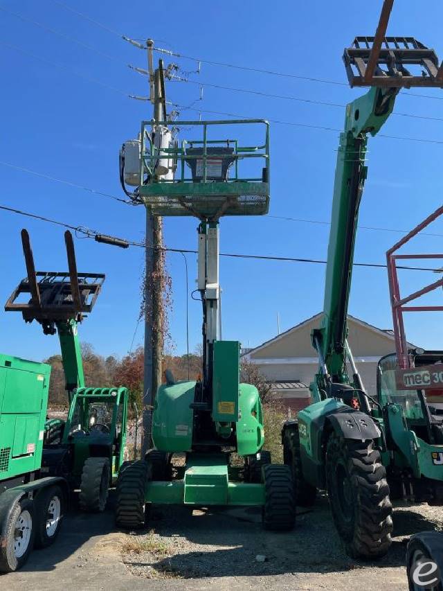 2015 JLG 450AJ