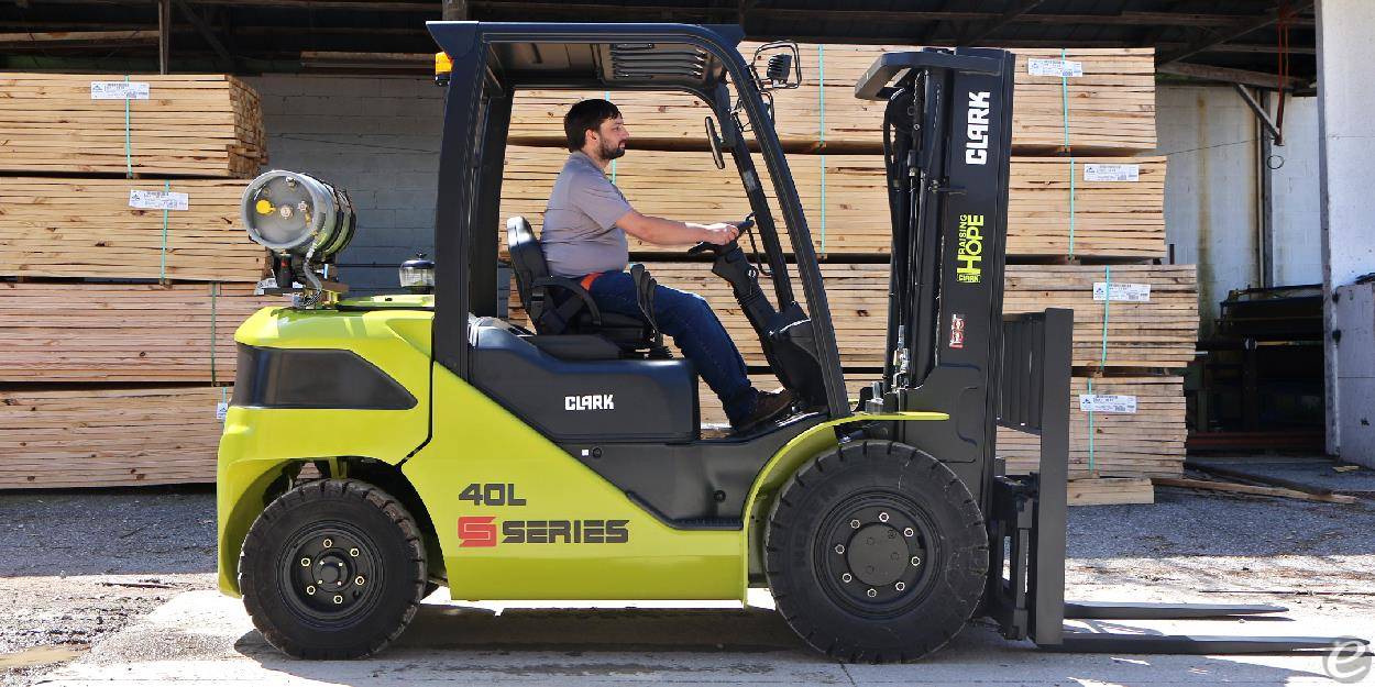 2026 Clark S40L