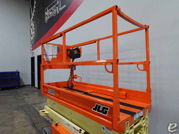 2014 JLG 1932RS