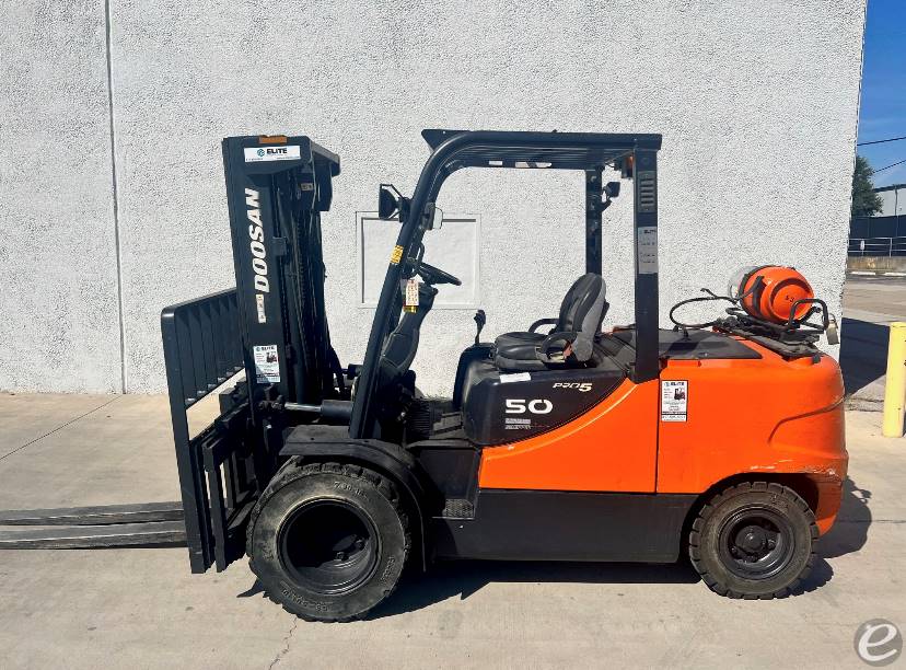 2010 Doosan G50C-5