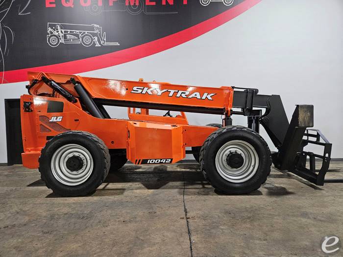 2015 Skytrak 10042