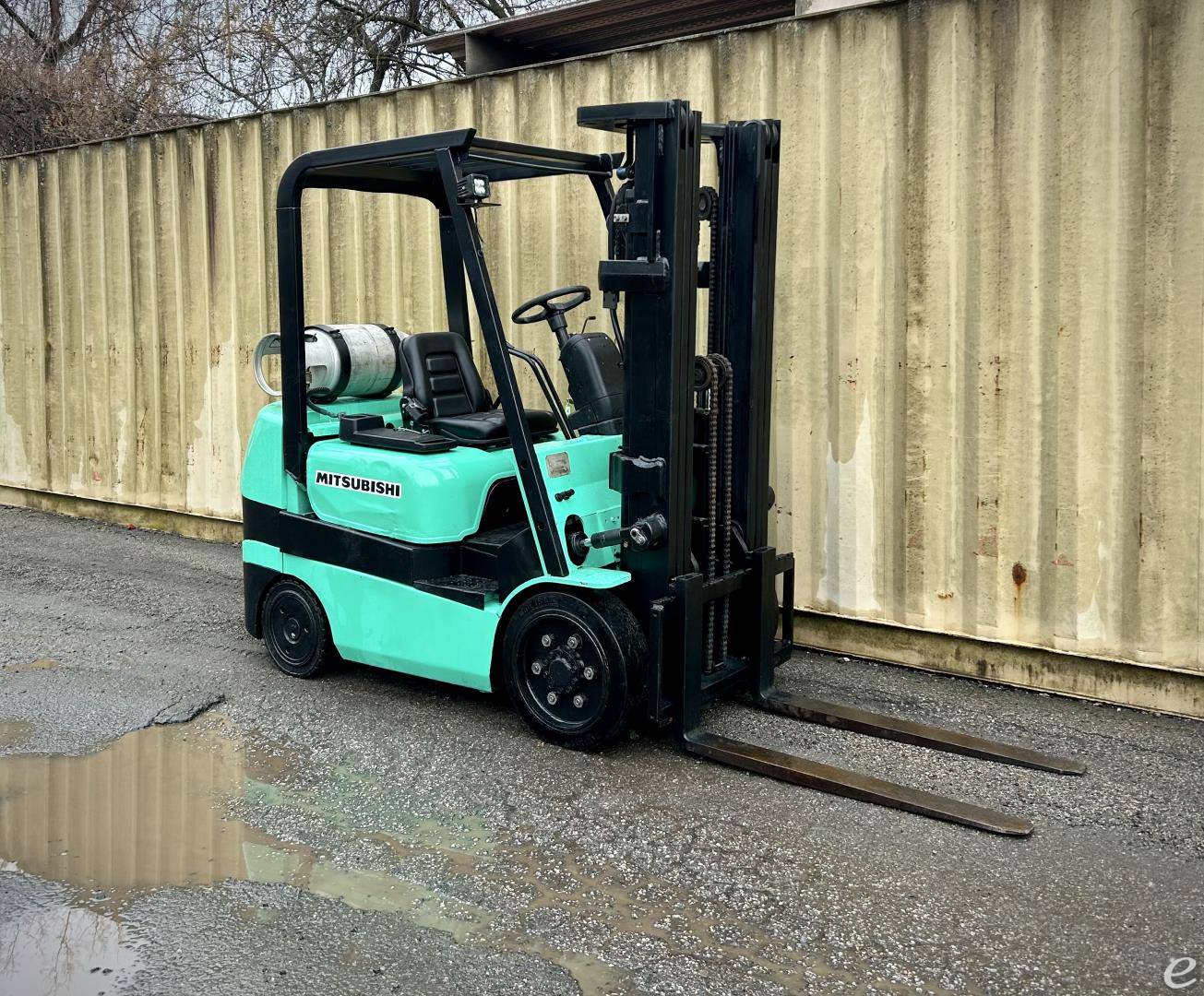 1999 Mitsubishi FGC25K