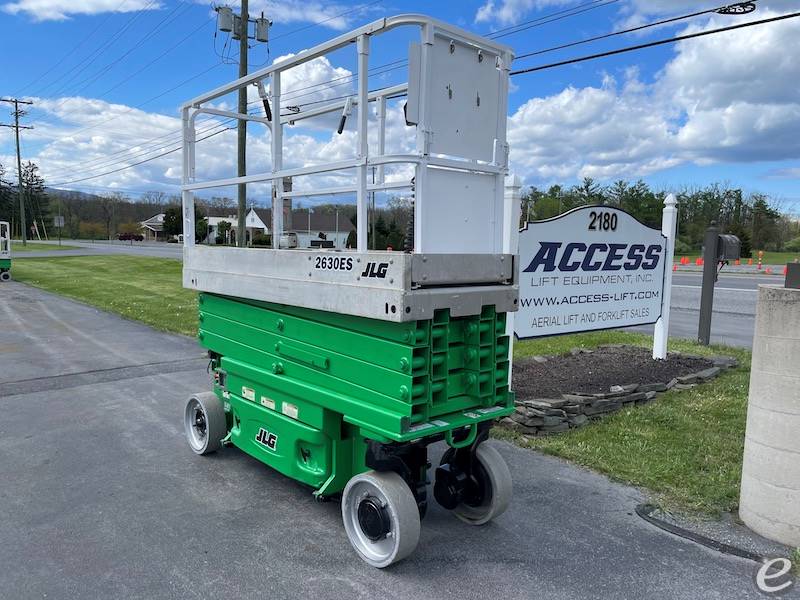 2014 JLG 2630ES