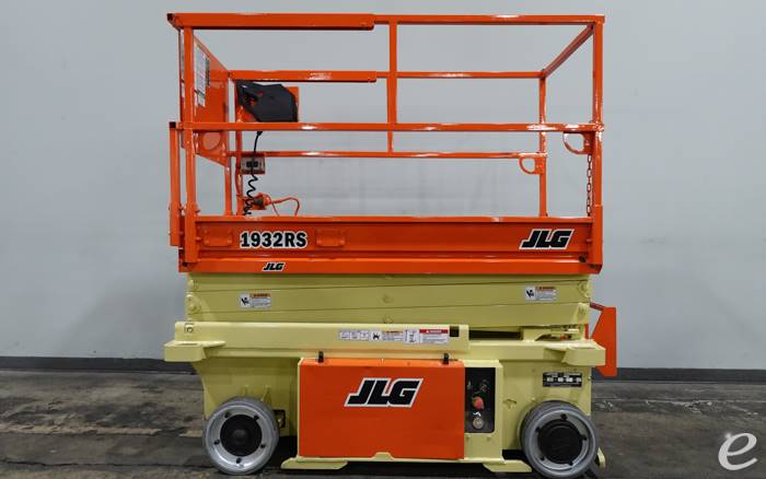 2014 JLG 1932RS