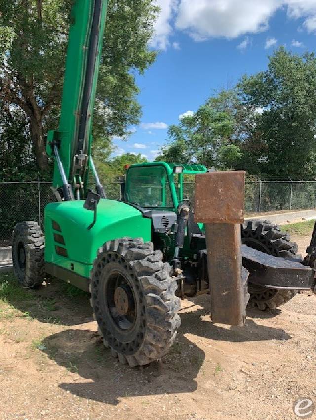 2015 JLG G12-55A