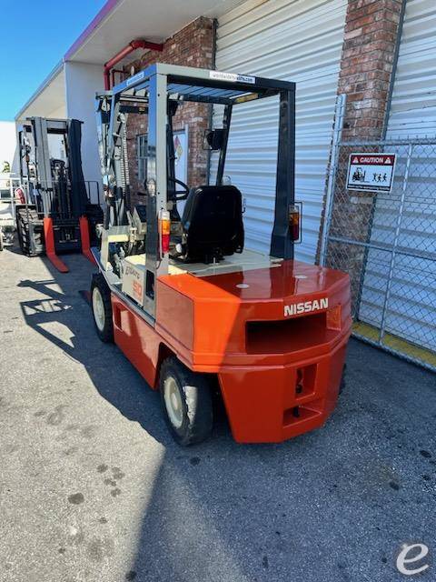 Nissan PD50Y   EH02A25V