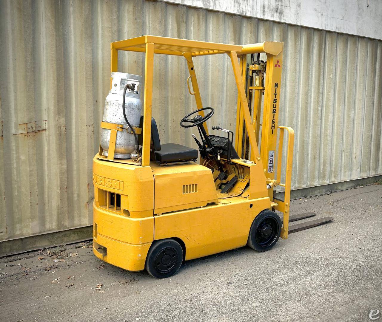 1992 Mitsubishi FGC15