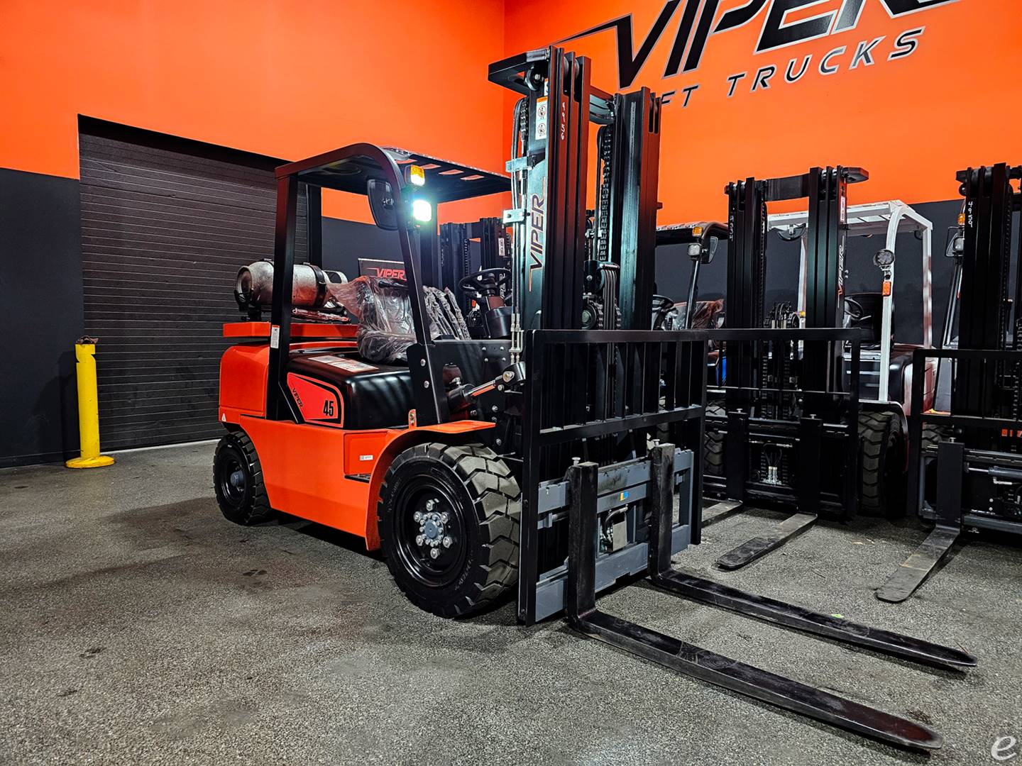 2024 Viper Lift Trucks FY45