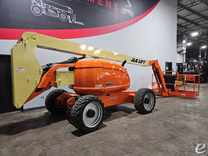 2008 JLG 600AJ