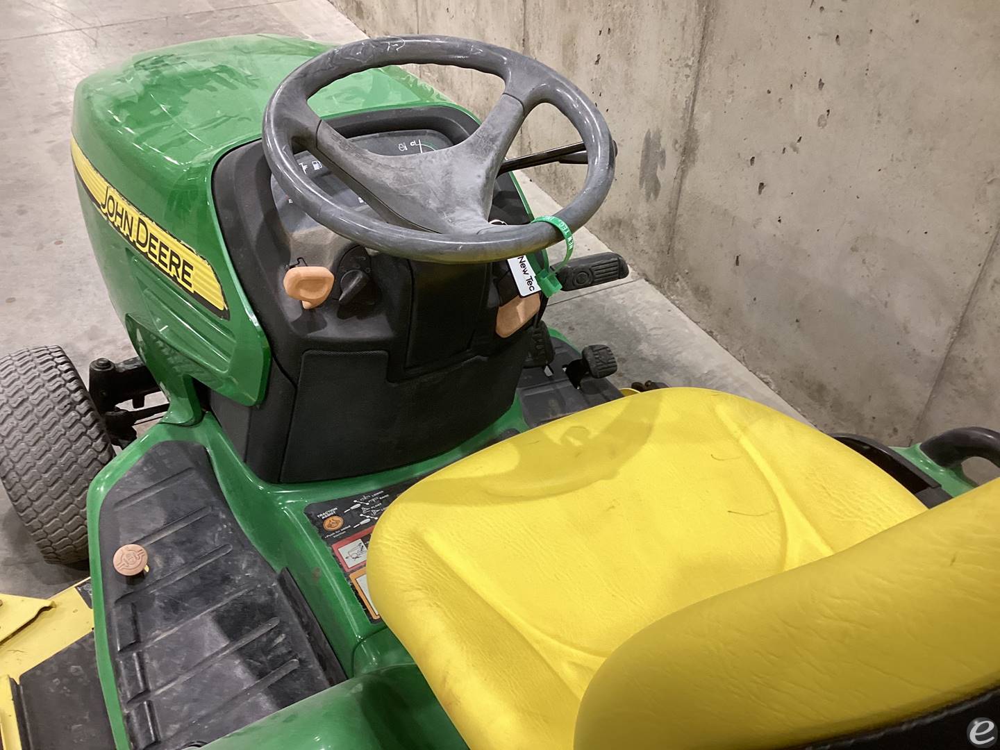 2011 John Deere X740