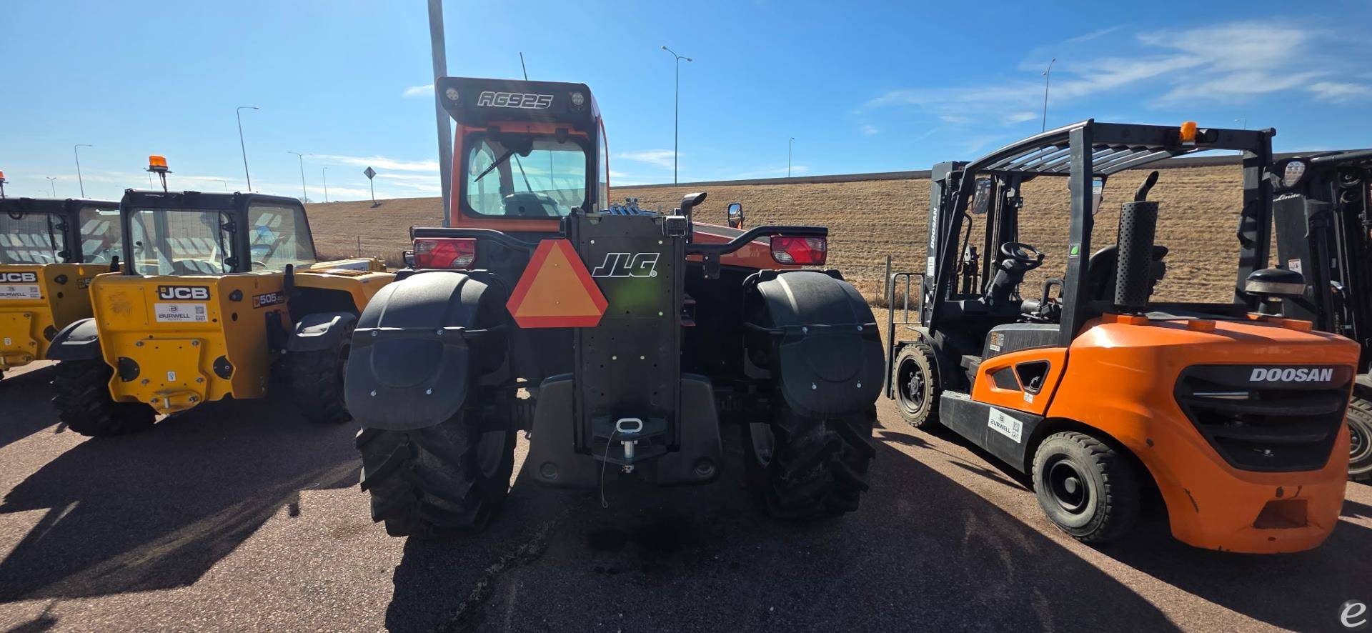 2024 JLG 925 Ag Telehandler