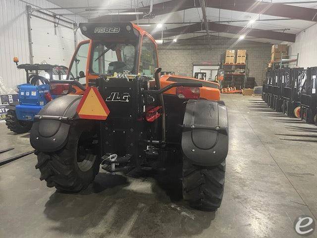 2023 JLG AG823