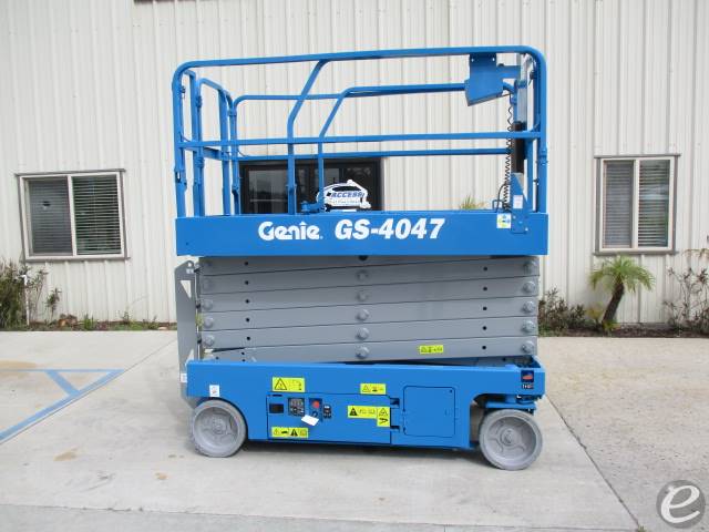 2017 Genie GS4047