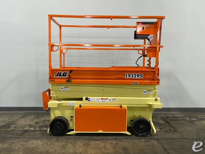 2015 JLG 1932RS