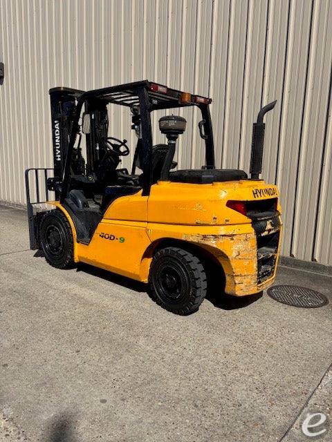 2020 Hyundai 40D-9F