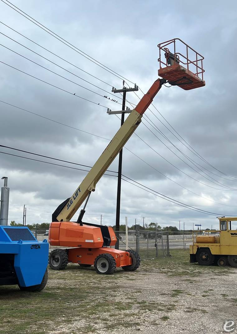 2013 JLG 600S