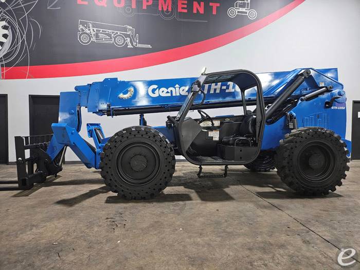 2016 Genie GTH1056