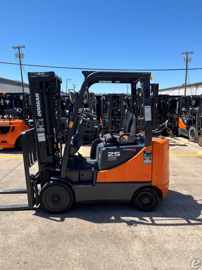 2013 Doosan GC25E-5