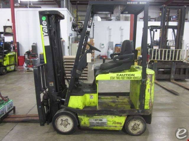 2004 Yale ERC040AGN48TF084