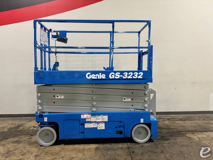 2014 Genie GS3232