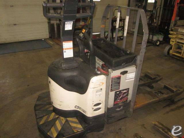 2005 Crown PE4000-80